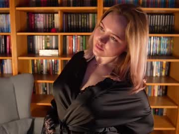 webcam girl dinasmit live cam image #10579084