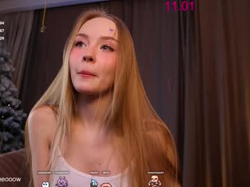 webcam girl lissa_meooow live cam image #11559570
