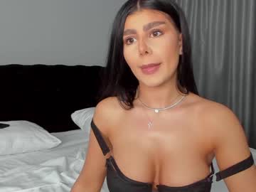 webcam girl moniqueeass live cam image #1599953