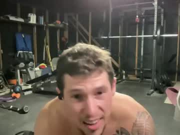 webcam man browneyedmuscleboy32 live cam image #7049905