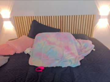 webcam girl little_effy18 live cam image #6933384