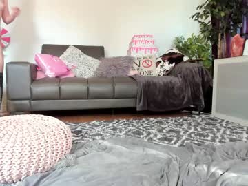 webcam girl skyewatson live cam image #9058702