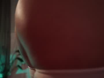 webcam girl jadeperez_ live cam image #8749883