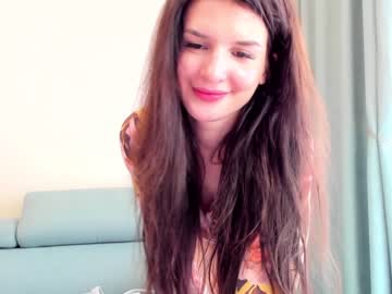 webcam girl elaanna live cam image #7695226