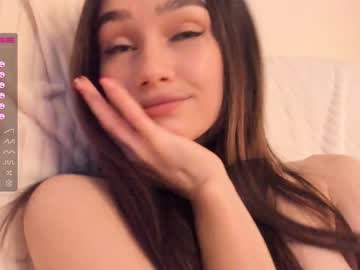 webcam girl juliepenningtona live cam image #7365518