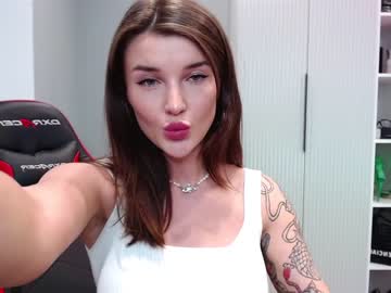webcam girl marti_lovely live cam image #6085843