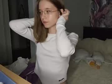 webcam girl lowress live cam image #12052911
