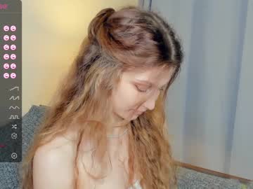 webcam girl _hollydolly_ live cam image #8405785