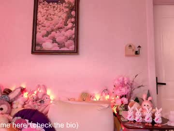 webcam girl hola_yosoysisi live cam image #12113035