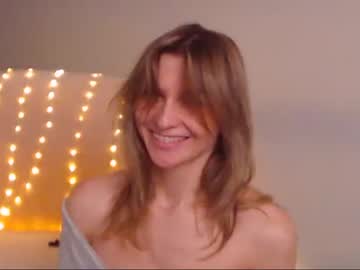 webcam girl lady_ada live cam image #1194522