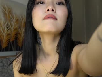 webcam girl refined_style live cam image #9031964