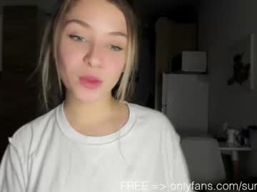 webcam girl sun_shine_baby live cam image #3974499