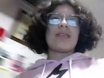 webcam girl nerdienina live cam image #3816536