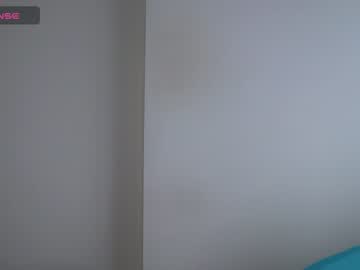 webcam girl fluffy_angel live cam image #9438489