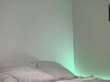 webcam girl poutyselena live cam image #11125338