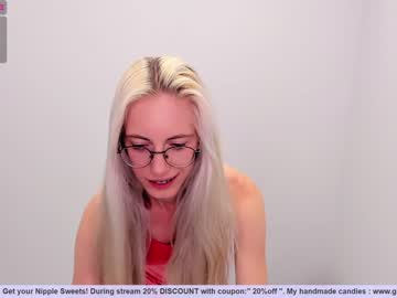 webcam girl girl_i_am live cam image #3037871