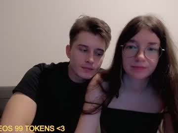 webcam couple alicekaneky_xx live cam image #3839513