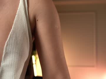 webcam girl freya_ live cam image #10679084