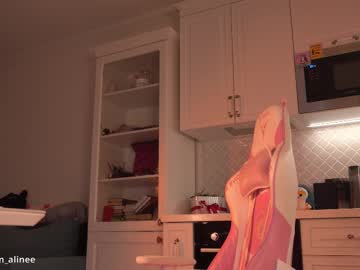 webcam girl golden_alinee live cam image #11920012