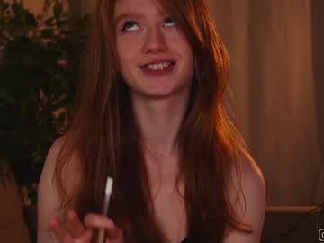 webcam girl lizzy_blaze live cam image #9952231