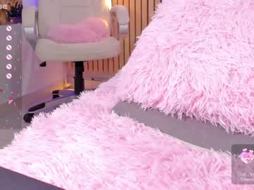 webcam girl little_effy18 live cam image #9115554