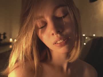 webcam girl bibi_it_is live cam image #3048819