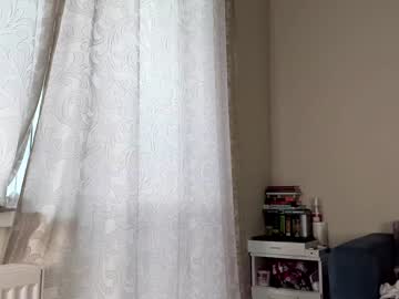 webcam girl courtney_luv live cam image #9325875