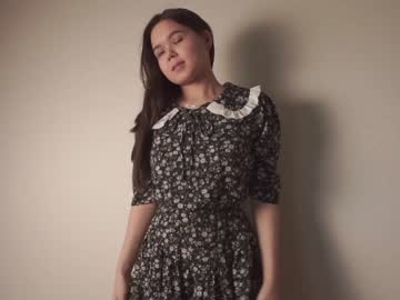 webcam girl helenmoors live cam image #5329915