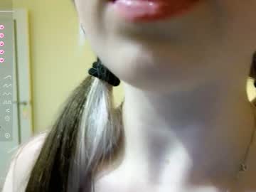 webcam girl small_blondee live cam image #7824749