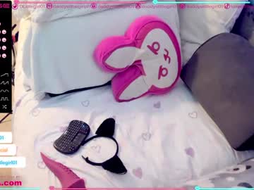 webcam girl daddyslittlegirl01 live cam image #2547683