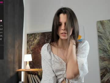 webcam girl peek_in_my_window live cam image #7606997