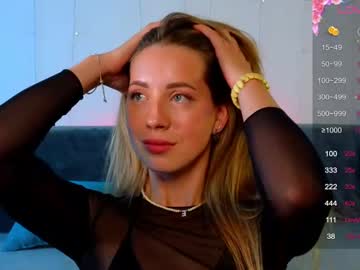 webcam girl emmi_rosee live cam image #10294593