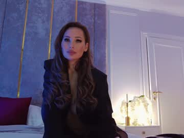 webcam girl miladystarlight live cam image #12038458