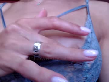webcam girl sweetboobss1 live cam image #2851093