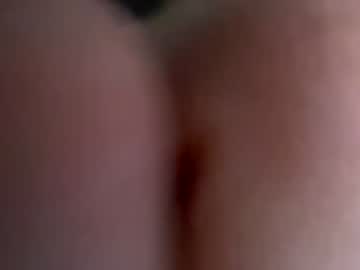 webcam man boy_with_a_joy live cam image #2132238