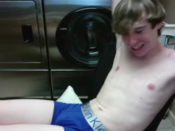 webcam man evan_p18 live cam image #1642097