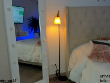 webcam girl swt_molly live cam image #6878588