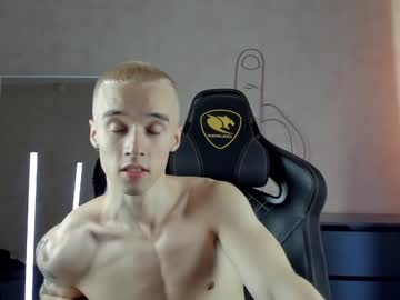 webcam man mason_warhol live cam image #9774216