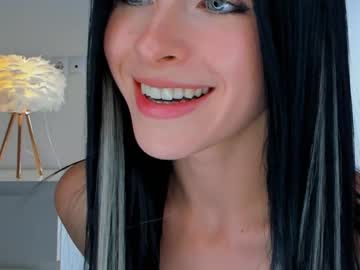 webcam girl uwunikaa live cam image #9777638