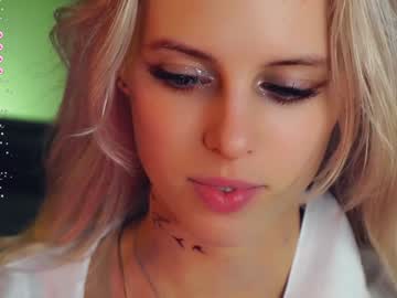 webcam girl audreycarvin live cam image #10396522