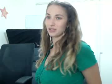 webcam girl lil_miss_naughty live cam image #5363808