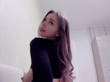 webcam girl aminaswan_ live cam image #4685526