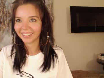 webcam girl stacimarierose live cam image #3391332