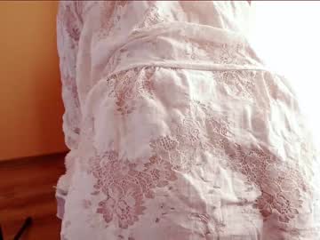 webcam girl clementine__ live cam image #5764182