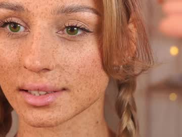 webcam girl artease live cam image #11247100