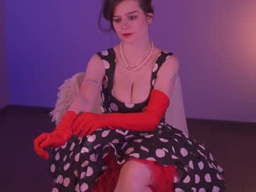 webcam girl lorienn live cam image #12067294