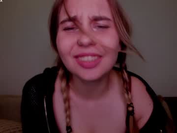 webcam girl sweetmila1 live cam image #9810926