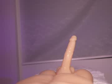 webcam girl lau__1 live cam image #8969454