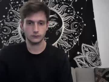 webcam man ashingwest97 live cam image #5820261