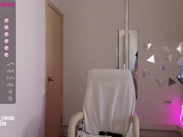 webcam girl lily_ewing live cam image #6224689